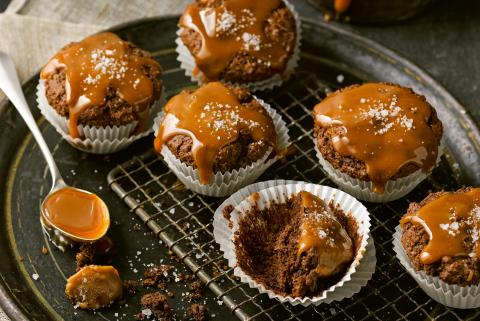Muffin al cioccolato con caramello