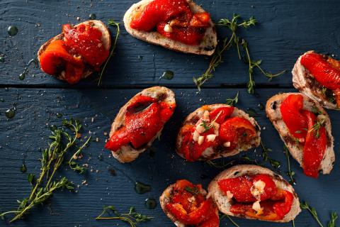 Bruschetta with peppers