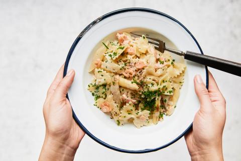 Asparagus & salmon pasta