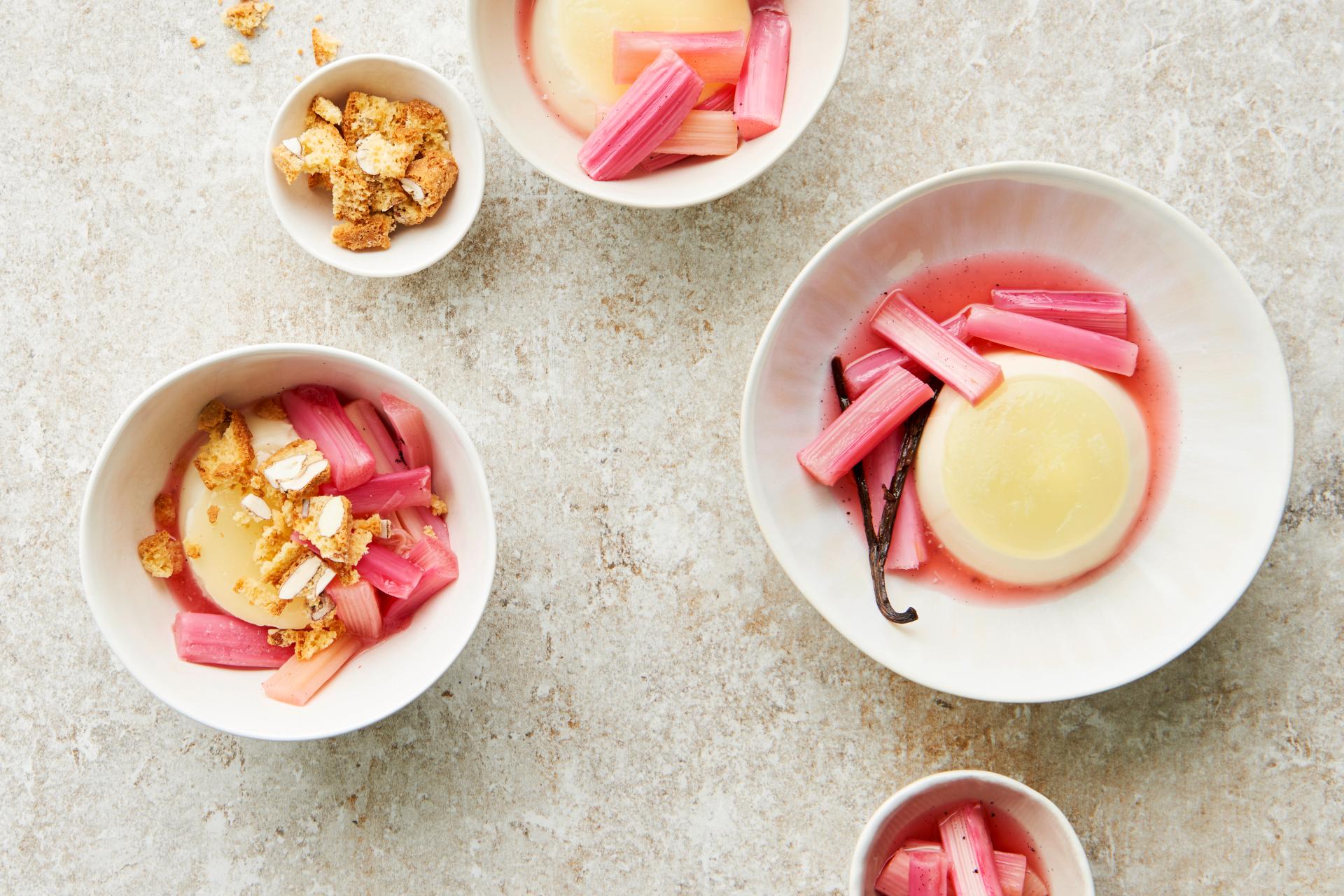 ButtermilchPannacotta mit Rhabarber Neu coop.ch