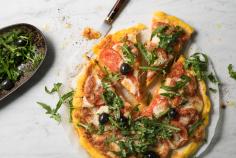 Pizza-polenta aux tomates