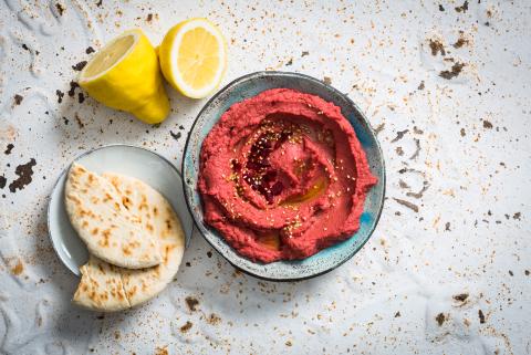 Hummus di barbabietole rosse