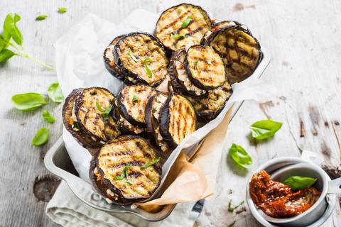 Aubergine sandwiches with cottage cheese