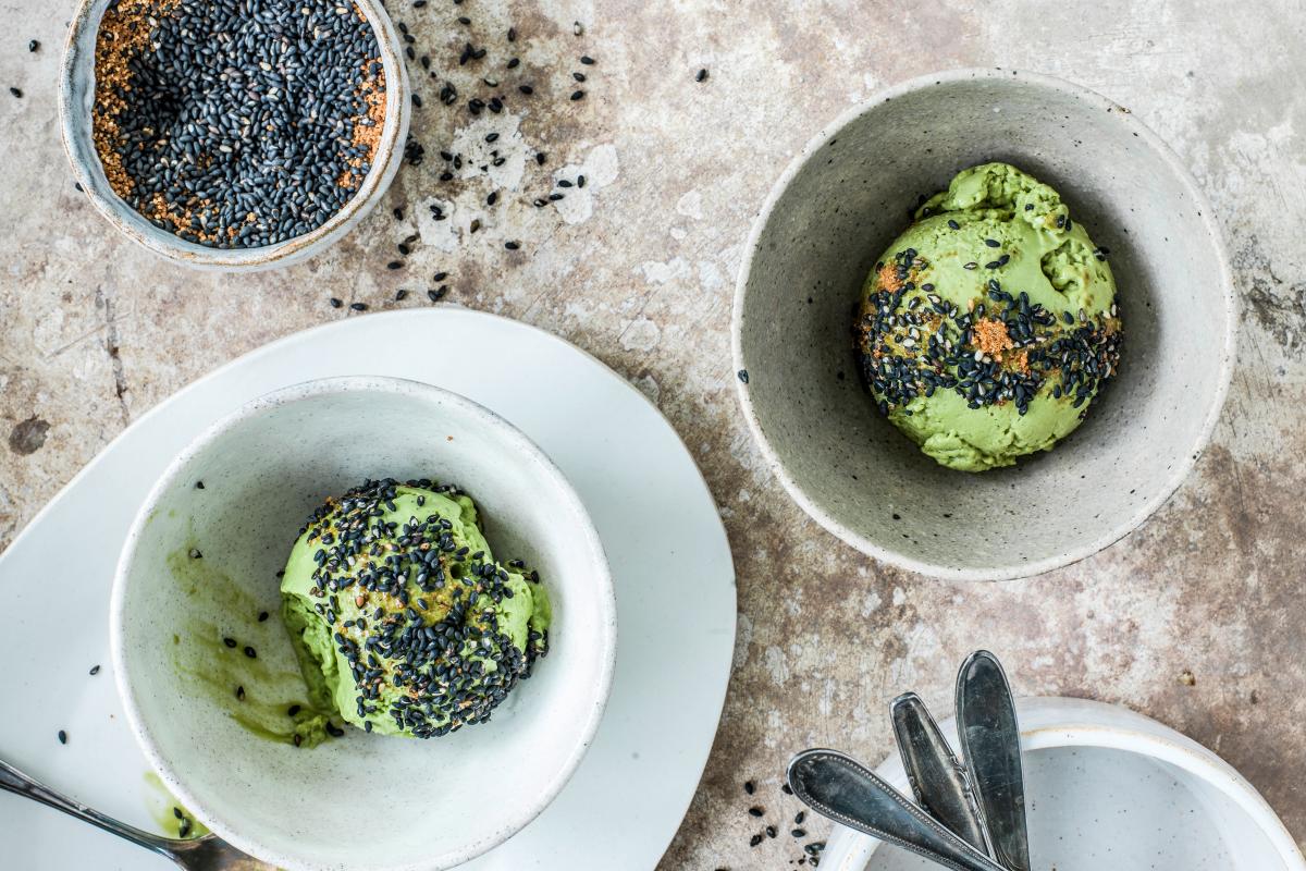 Matchaglace im Sesammantel - Rezepte | fooby.ch