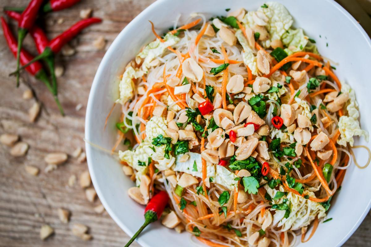 Glass noodle salad - Recipes | fooby.ch