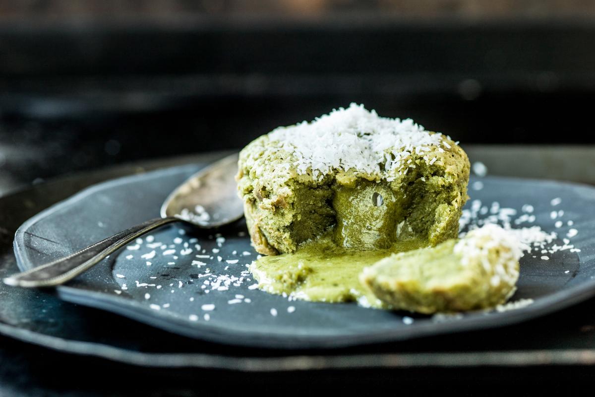 Matcha lava cakes - Recipes | fooby.ch