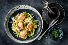 Spelt noodles with salmon