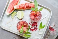 Rosé with pomegranate and melon