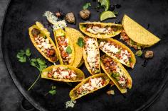 Mini-Tacos mit Meatballs