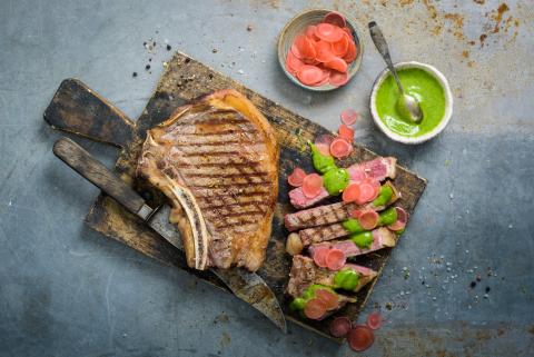 Rib-eye steak with radish two ways