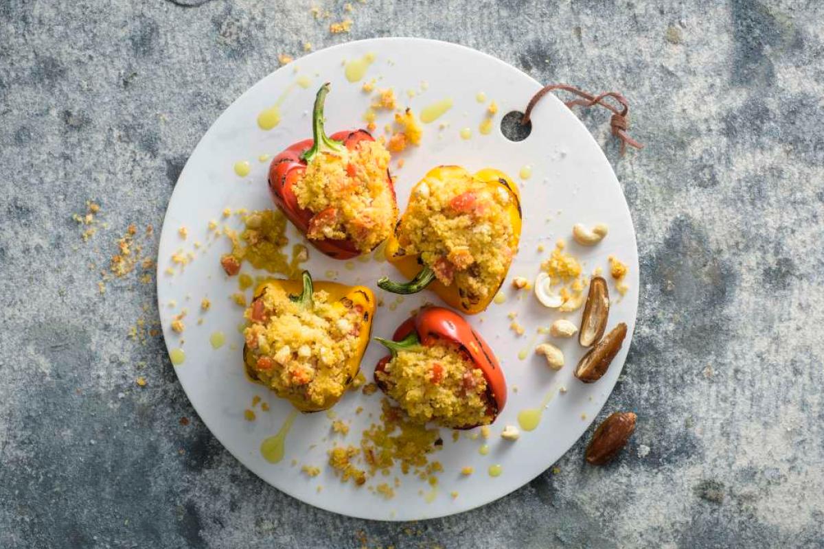Couscous-stuffed peppers - Recipes | fooby.ch