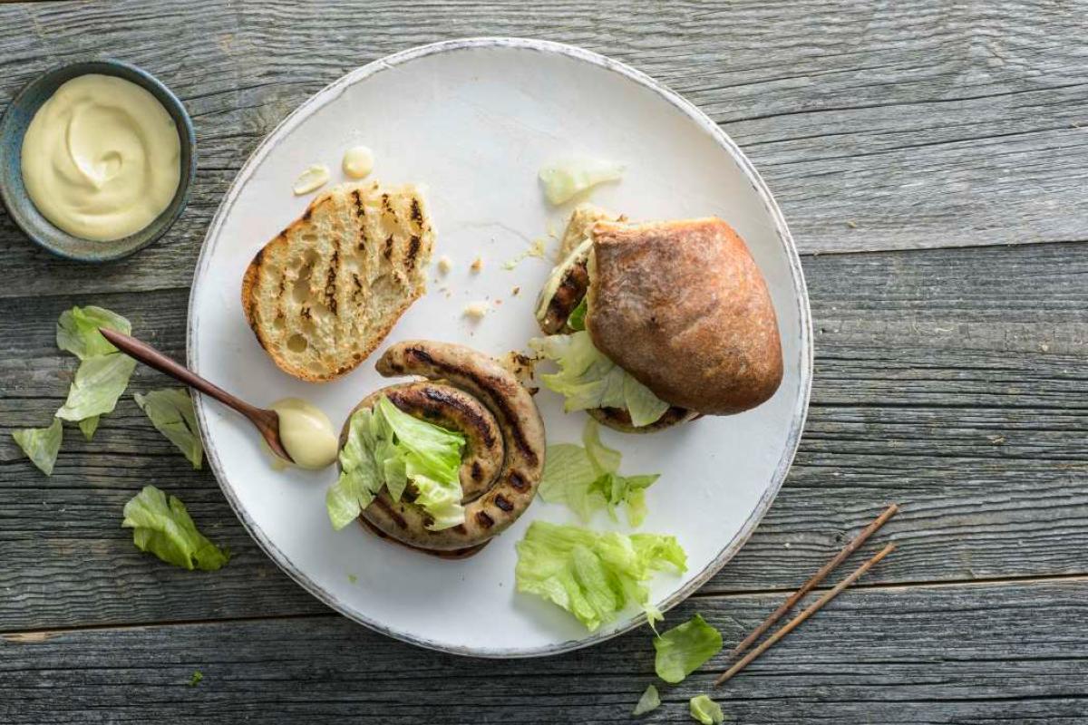 Sausage sandwich - Recipes | fooby.ch