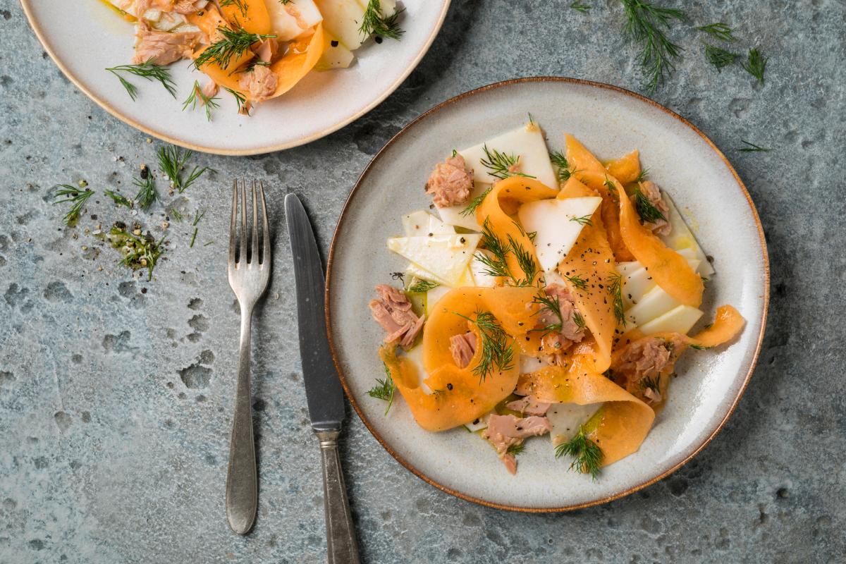 Kohlrabi and melon salad with tuna - Recipes | fooby.ch