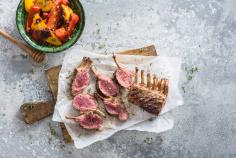 Grilled racks of lamb with peppers