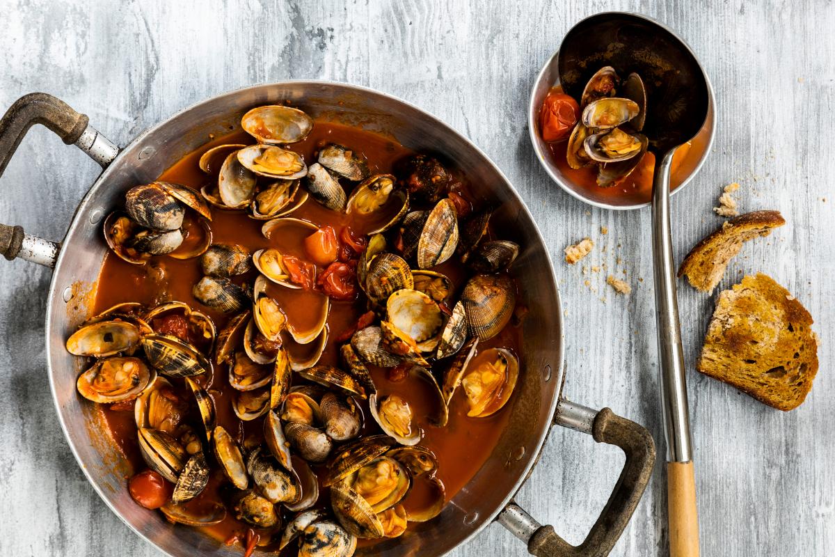 Vongole al sugo - Recipes | fooby.ch