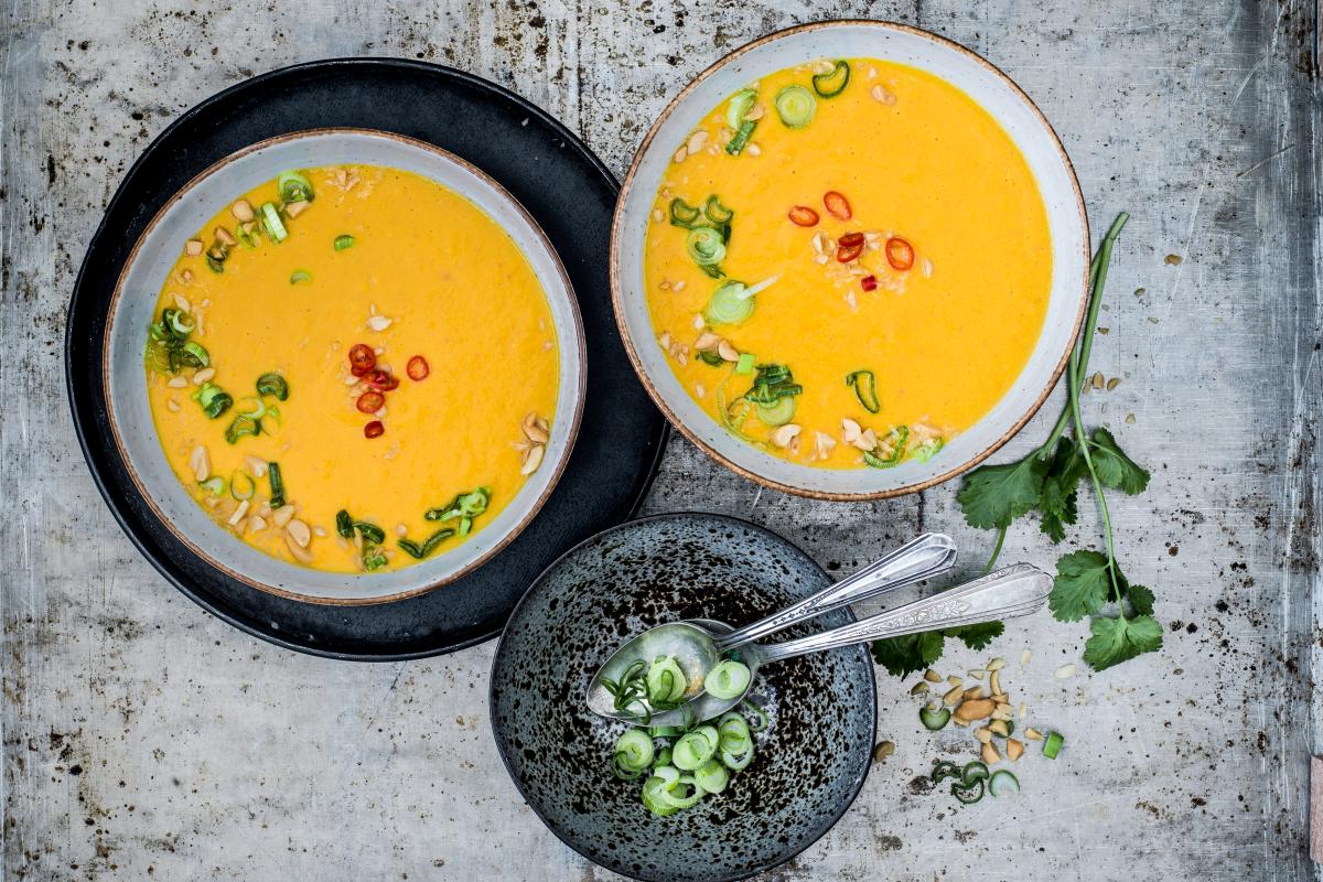 Soupe à la carotte et à la noix de coco - Recette | fooby.ch