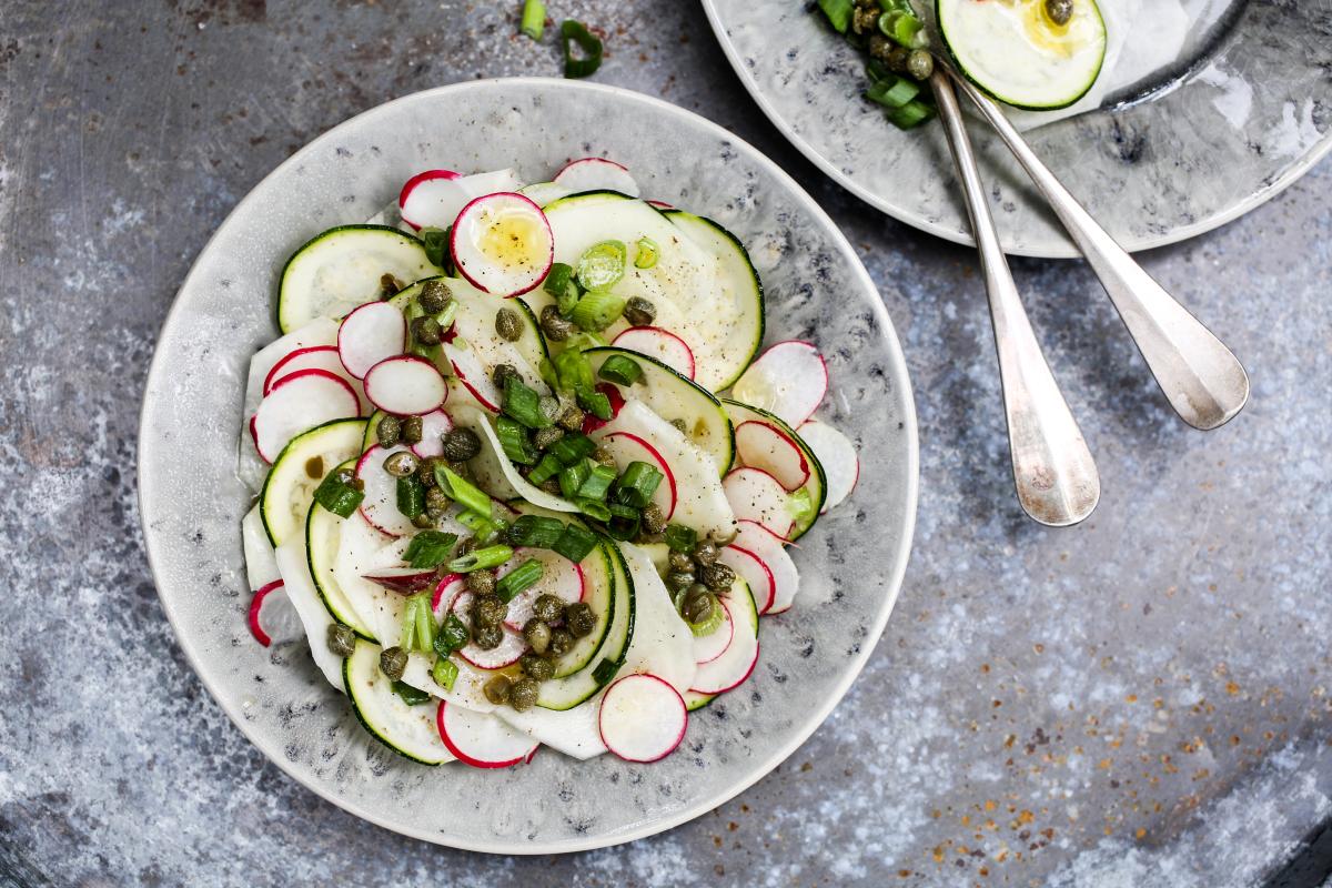 Summer carpaccio with capers - Recipes | fooby.ch