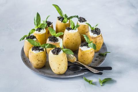 Potatoes with burrata and caviar