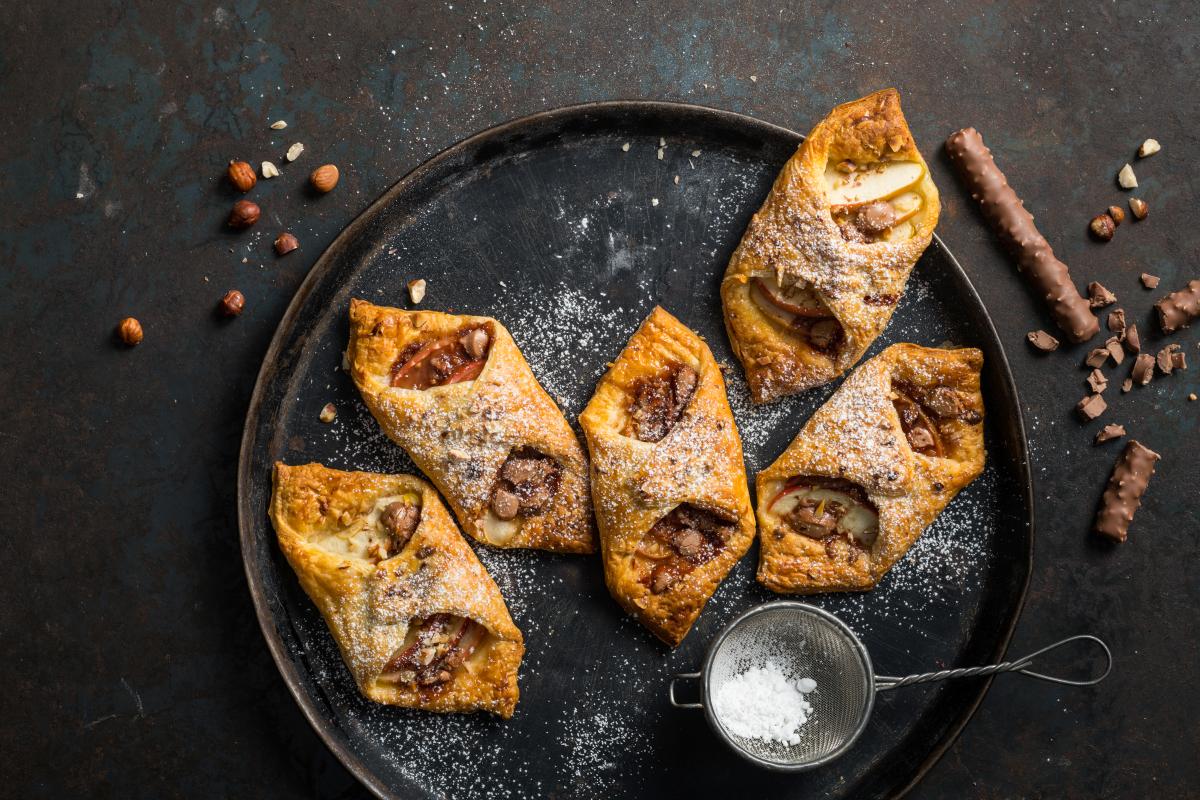 Chocolate pastries with apples - Recipes | fooby.ch