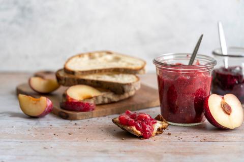 Chia jam with fruits