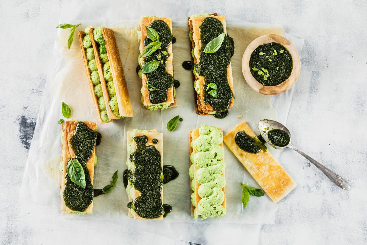 Basil and lime custard slices - Recipes | fooby.ch
