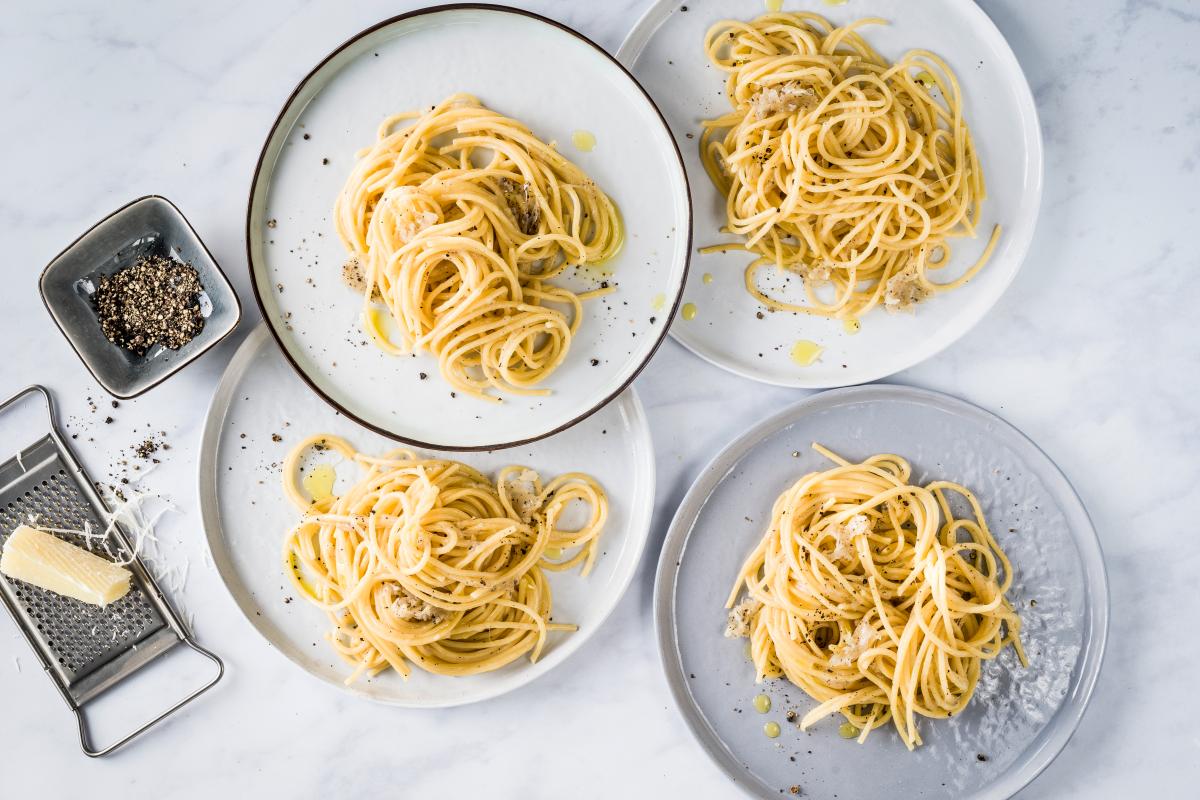 Spaghetti cacio e pepe - Recipes | fooby.ch