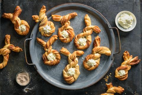 Puff pastry Easter bunnies