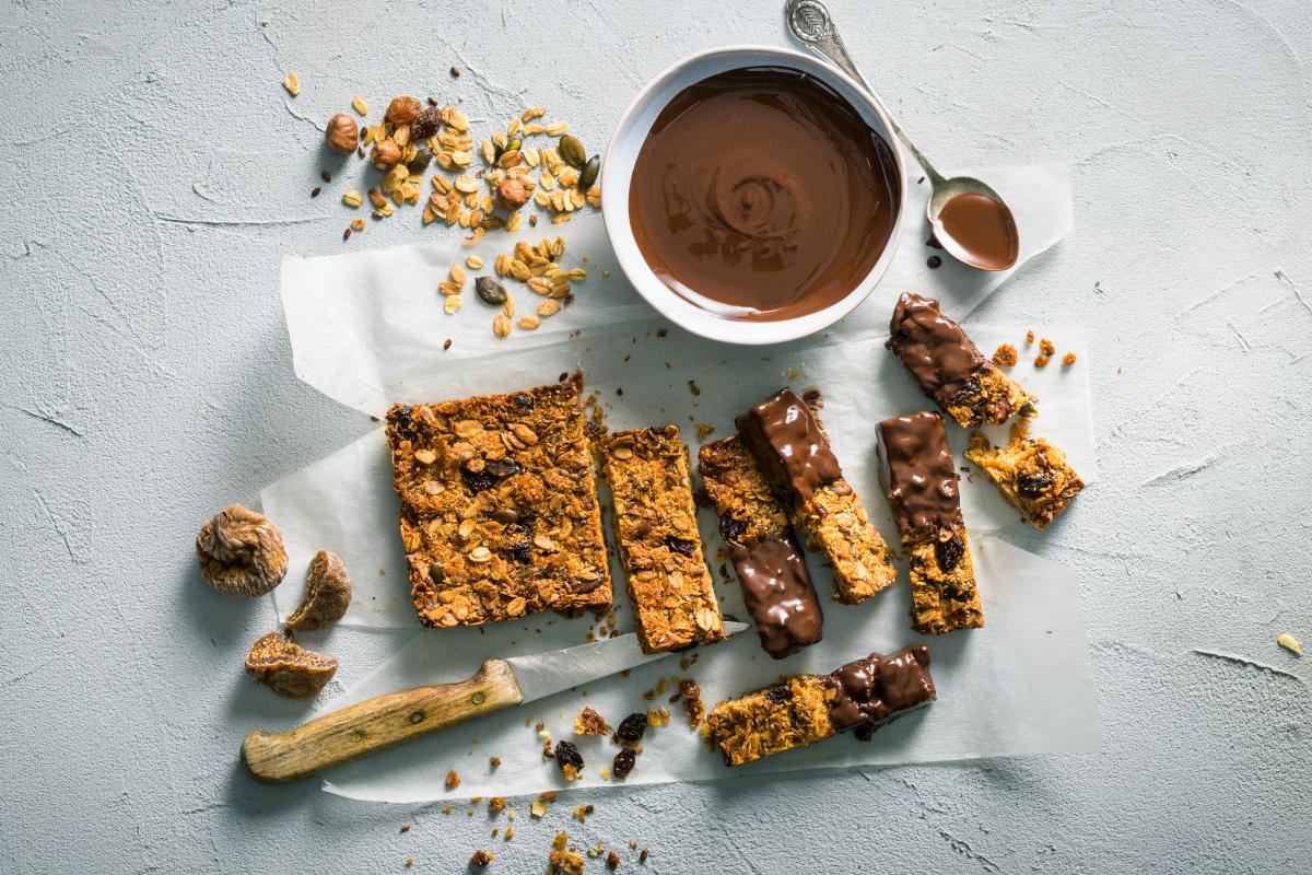 Granola and chocolate bars - Recipes | fooby.ch