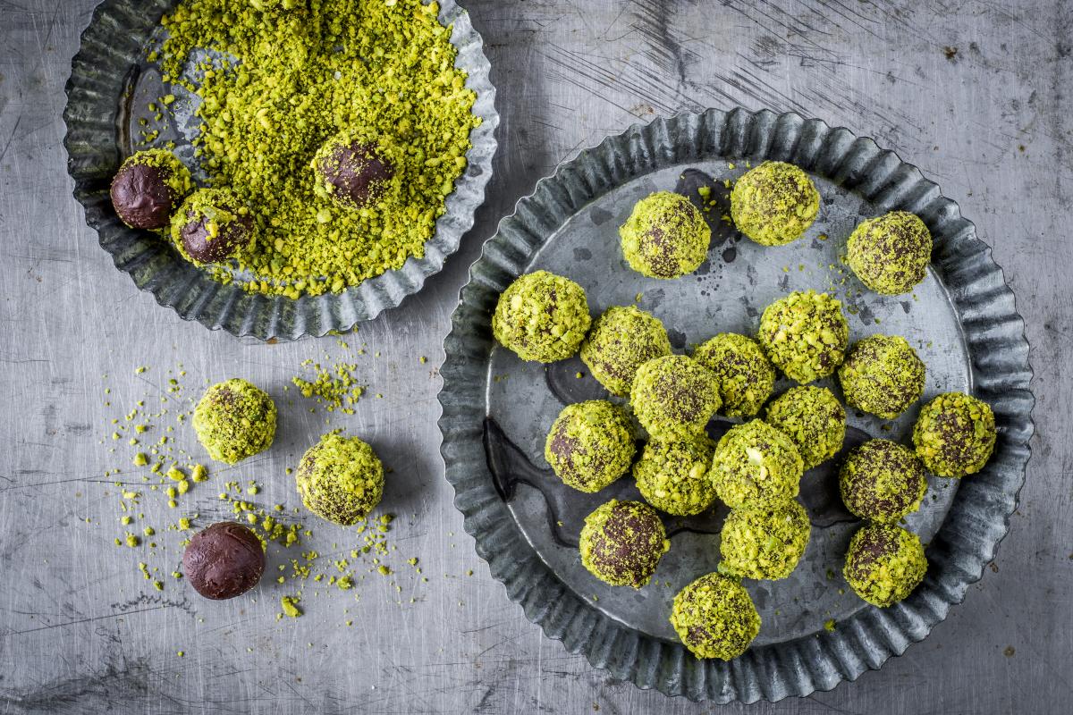 Pistachio truffles - Recipes | fooby.ch