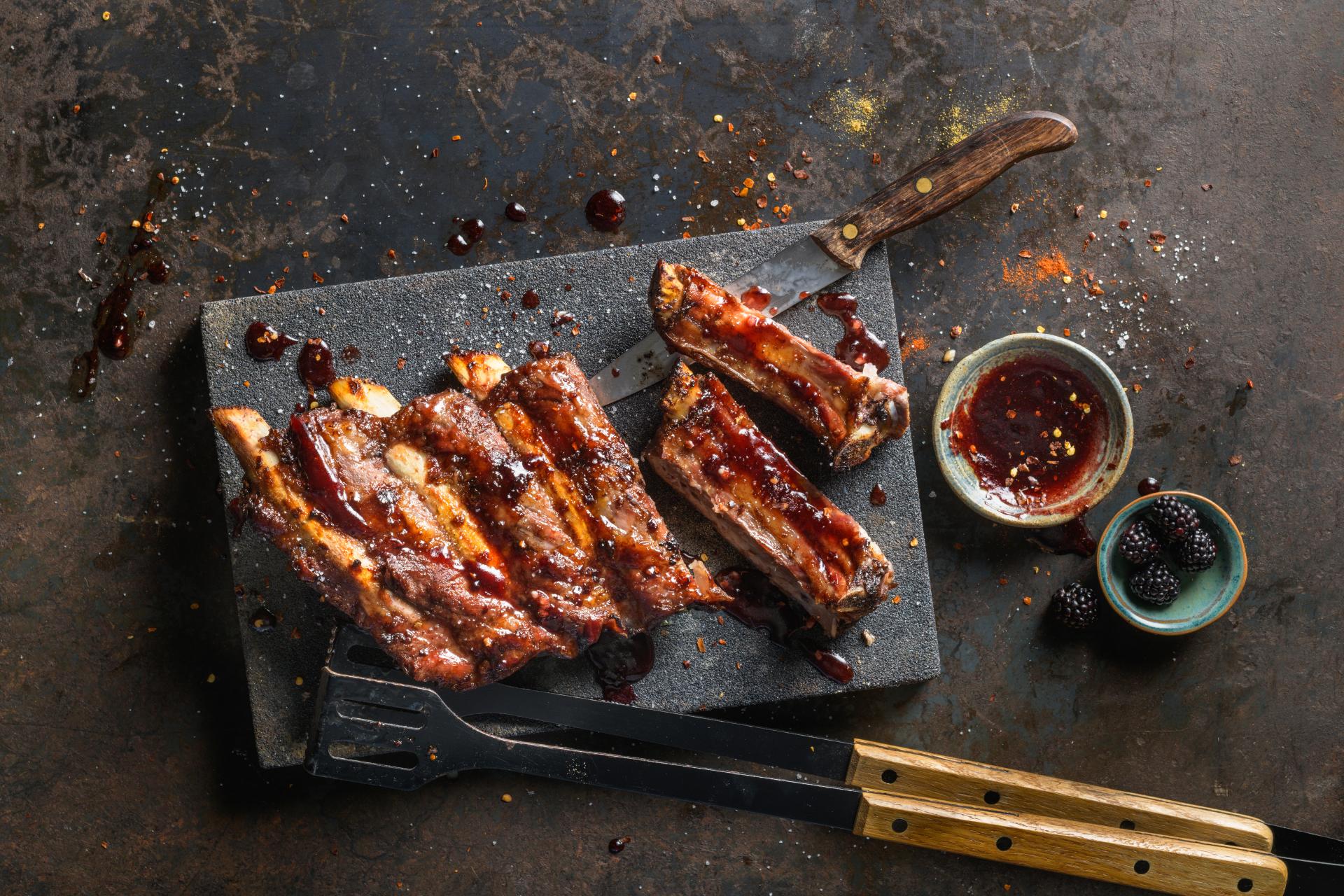 Rinds Spareribs Mit Brombeermarinade Rezepte Fooby Ch