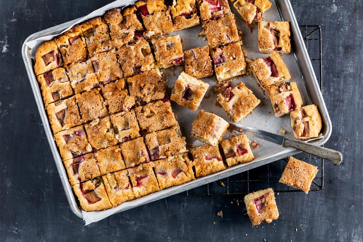 Rhubarb cake - Recipes | fooby.ch