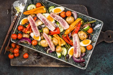 Grillierter Salat Nicoise