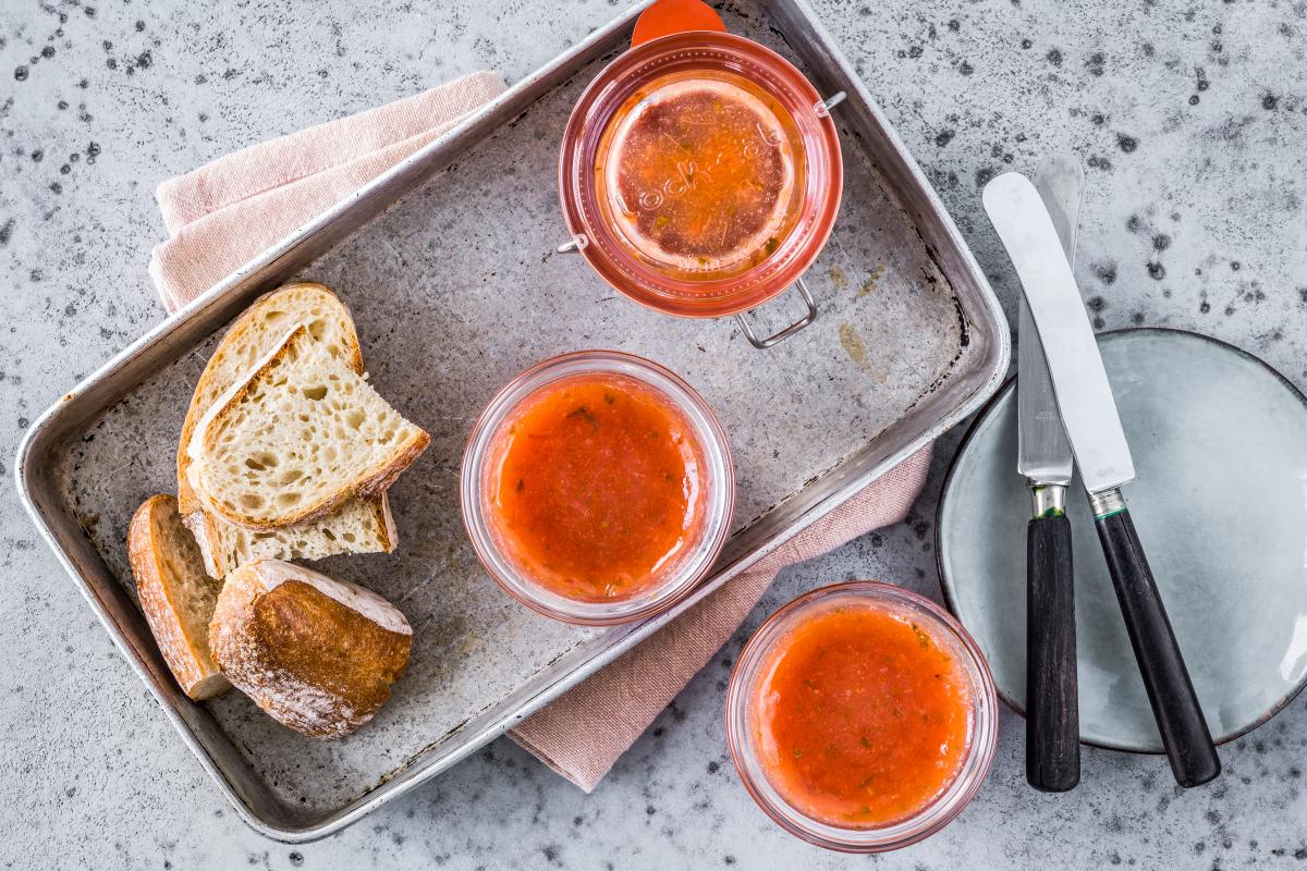 Nektarinen-Basilikum-Konfitüre - Rezepte | fooby.ch