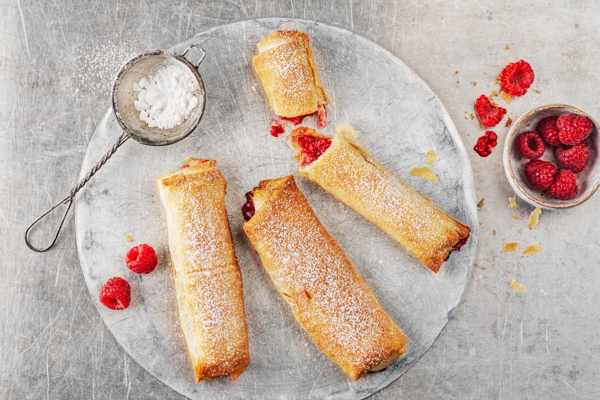 Raspberry and almond sticks - Recipes | fooby.ch
