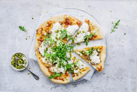 Pizza bianca mit Schalotten