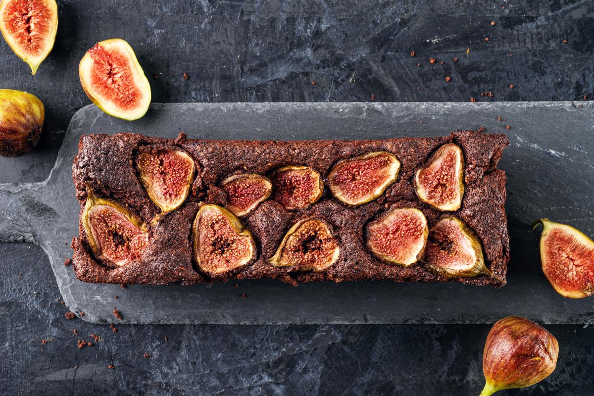 Moist fig and chocolate cake - Recipes | fooby.ch