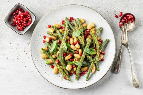 Bean salad with pomegranate seeds
