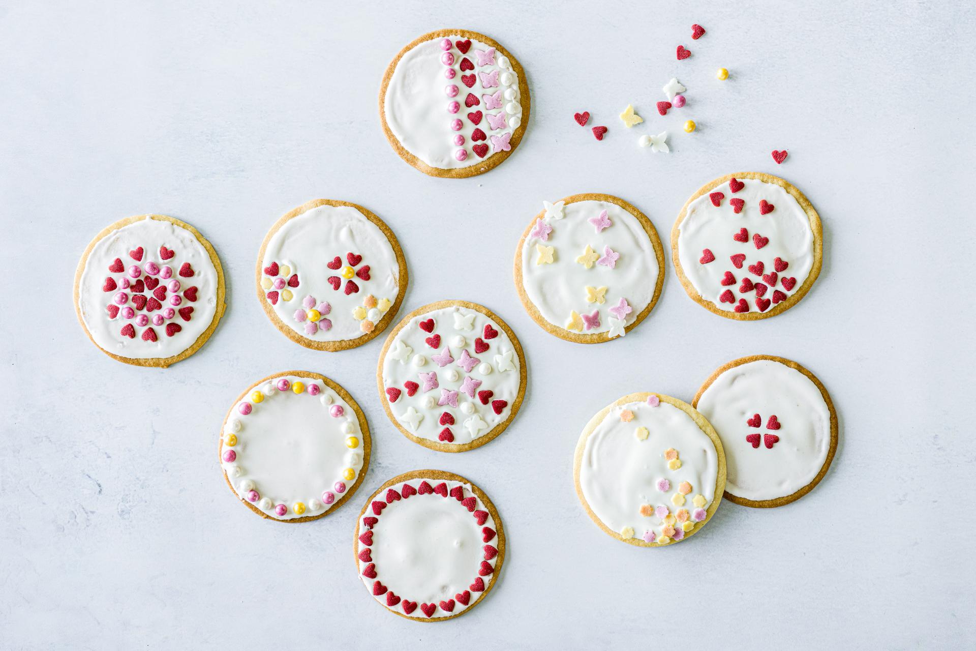 Biscotti al burro decorati con pasta di zucchero - Una Manu in cucina