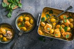 Curry de poulet aux pommes de terre au four