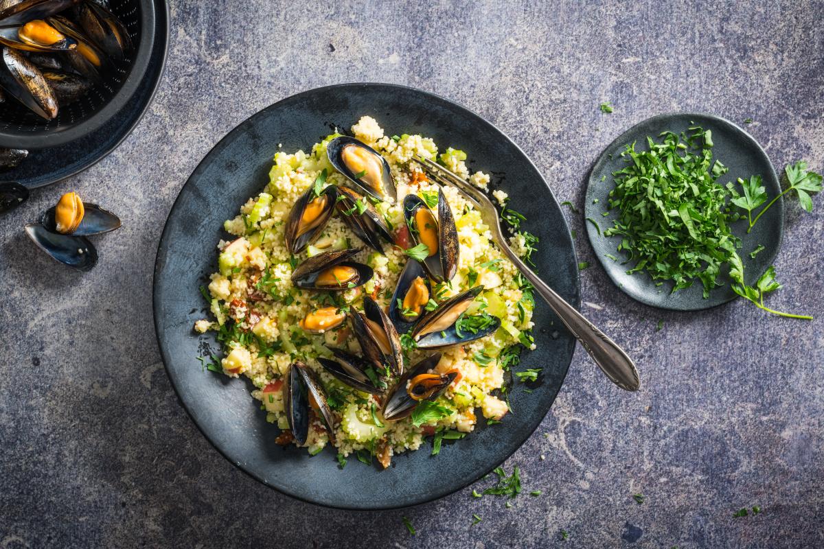 Couscous salad with mussels - Recipes | fooby.ch