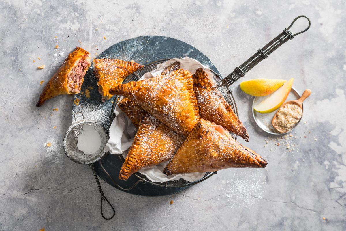 Jam turnovers - Recipes | fooby.ch