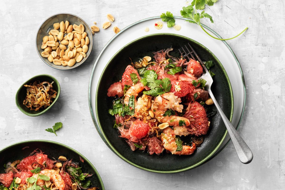 Pomelo salad with prawns - Recipes | fooby.ch