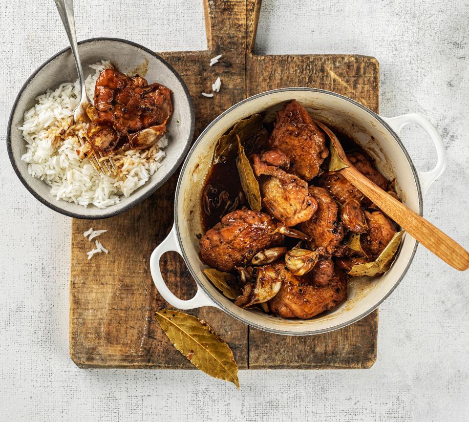 nourriture philippine poulet adobo