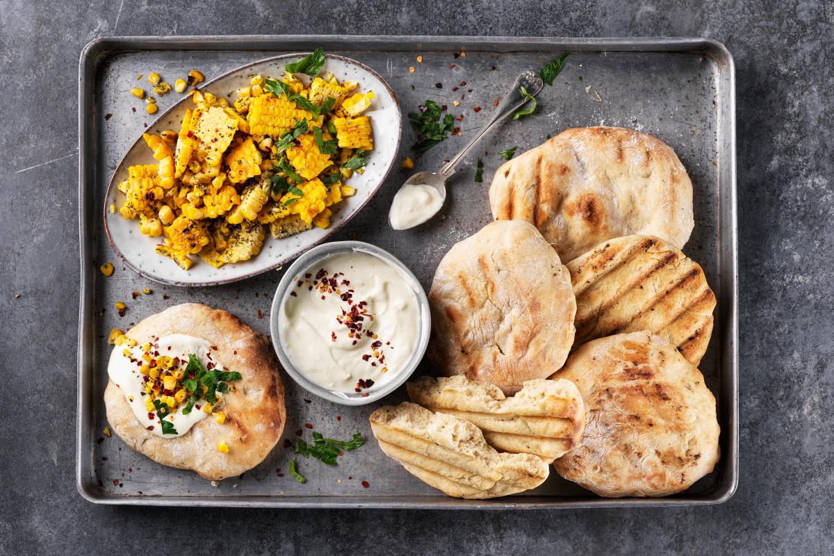 Grilled flatbreads with sweetcorn - Recipes | fooby.ch