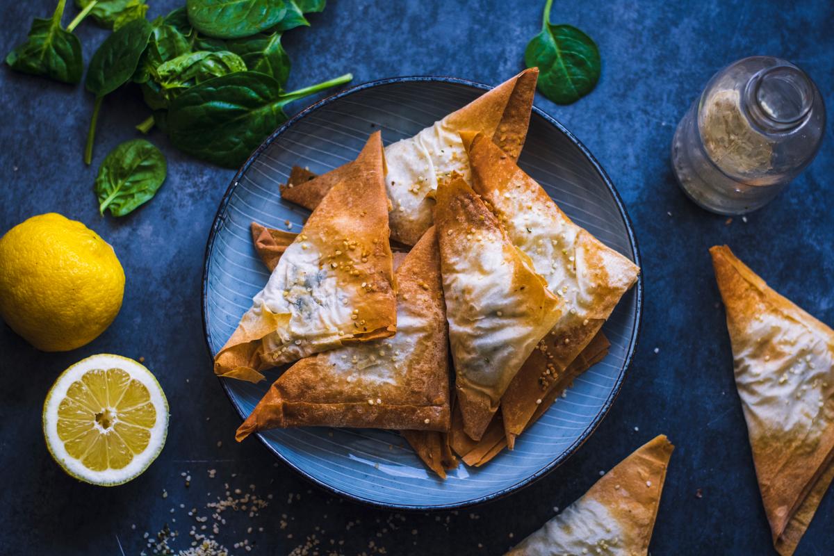 Spinach triangles - Recipes | fooby.ch