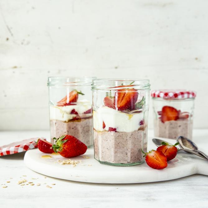 Recette bio de Verrine de yaourt au muesli et au miel