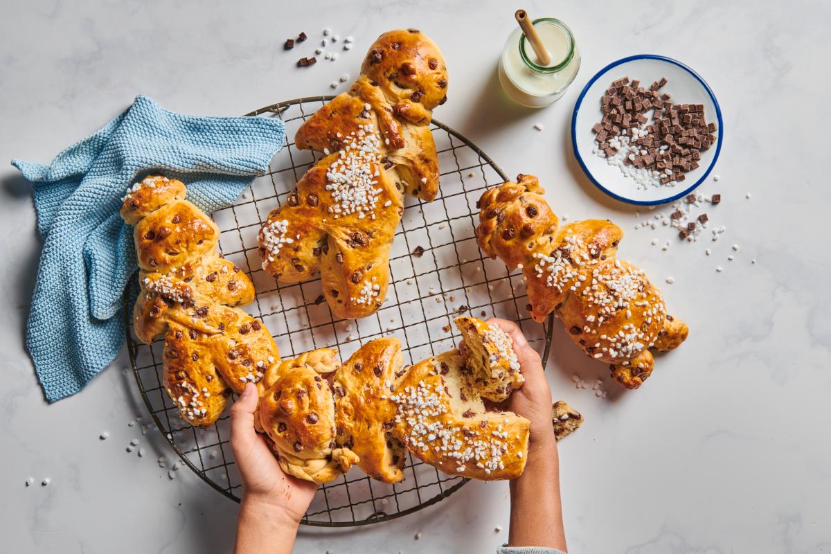 Chocolate bread family - Recipes | little FOOBY