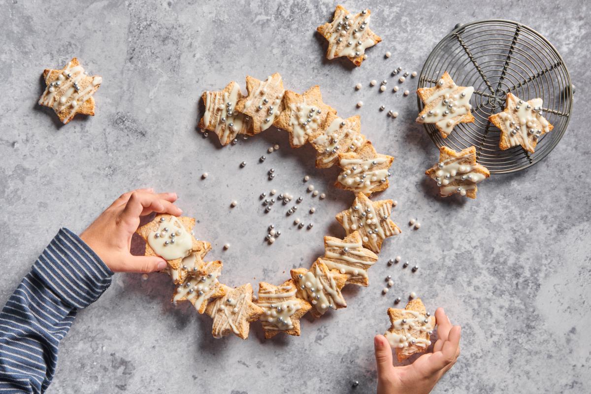 White chocolate cinnamon stars - Recipes | little FOOBY