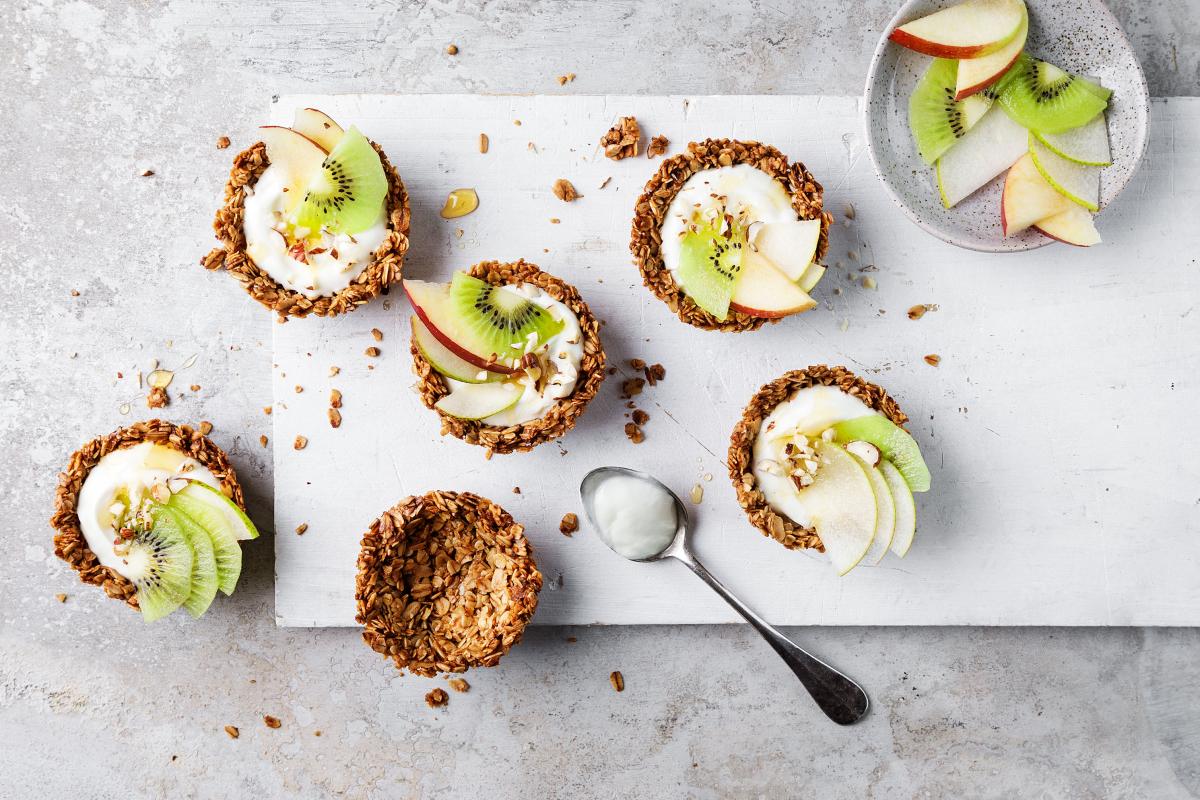 Granola cups with fruit - Recipes | fooby.ch