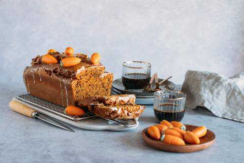 Carrot & nut cake